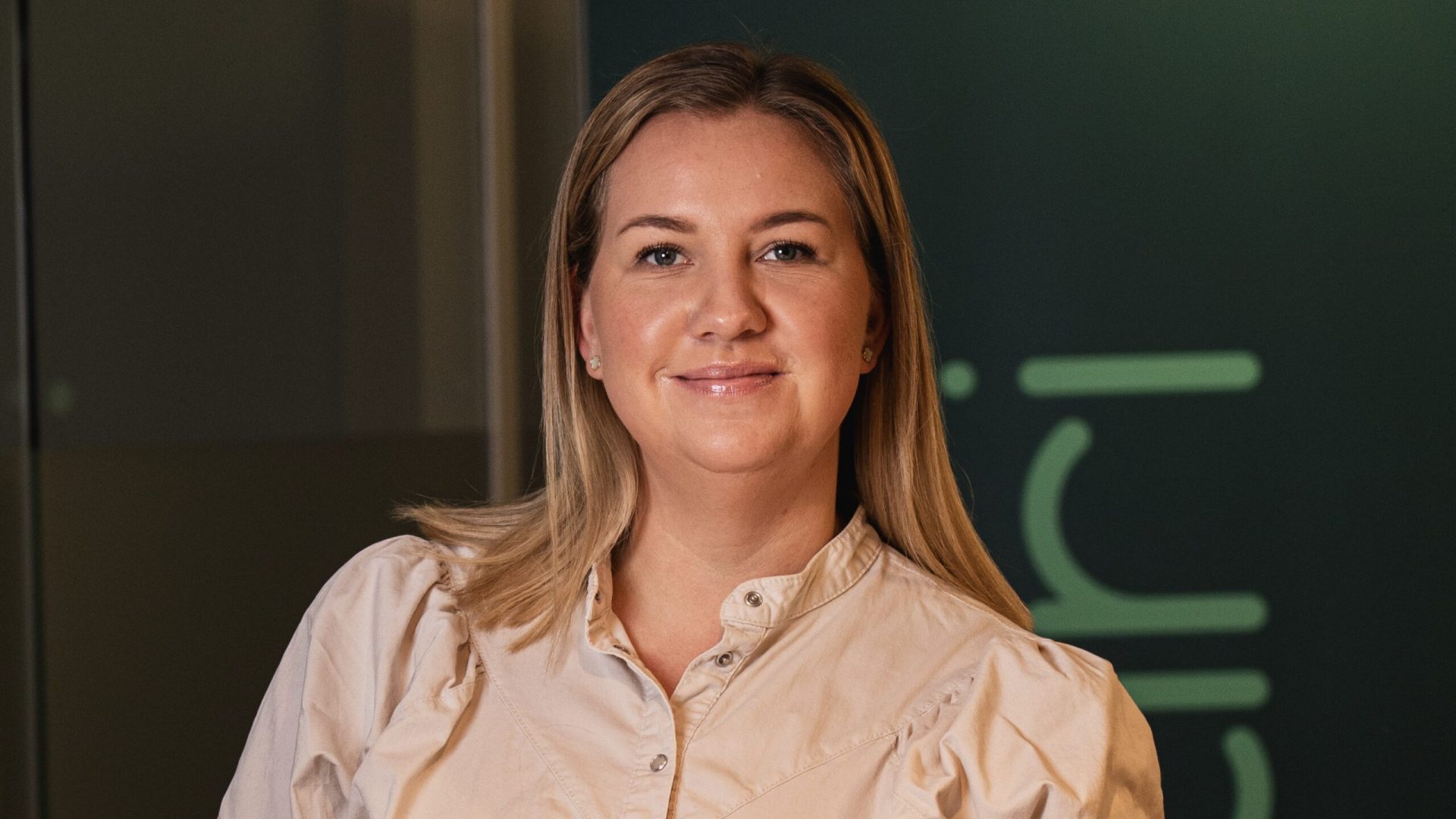 Mari, produksjonskoordinator i Akari